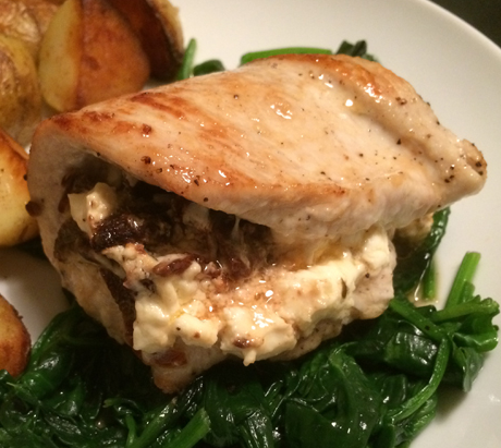 Gebakken kalkoenfilet met aardappels en groente